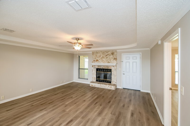 1,900/Mo, 1350 Pawnee St Orange Park, FL 32065 Living Room View