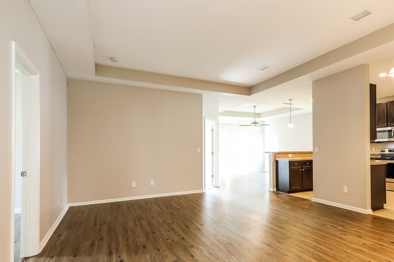 1,975/Mo, 1608 Harvest Cove Dr Middleburg, FL 32068 Living Room View