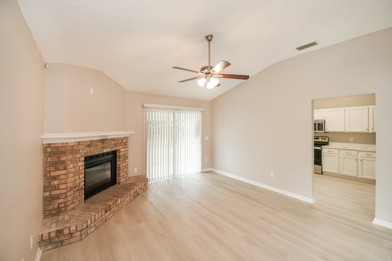 1,920/Mo, 2066 Tanager Dr Orange Park, FL 32073 Living Room View 2