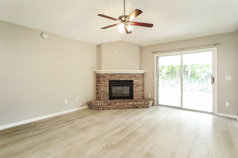 1,965/Mo, 2066 Tanager Dr Orange Park, FL 32073 Living Room View