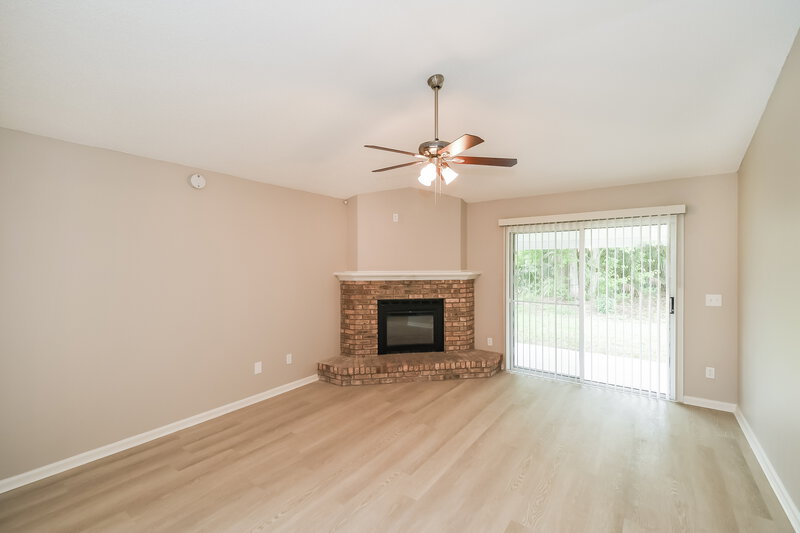 1,920/Mo, 2066 Tanager Dr Orange Park, FL 32073 Living Room View 3