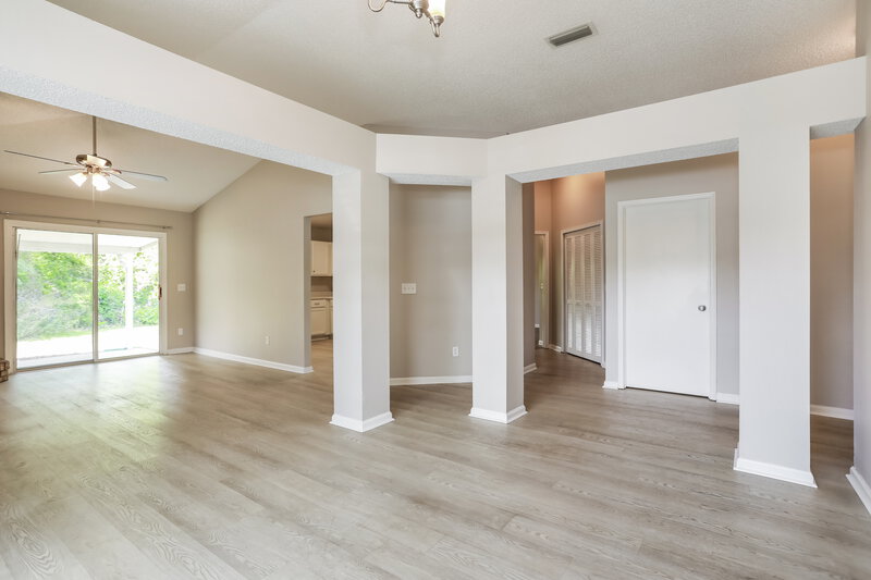 1,965/Mo, 2066 Tanager Dr Orange Park, FL 32073 Dining Room View