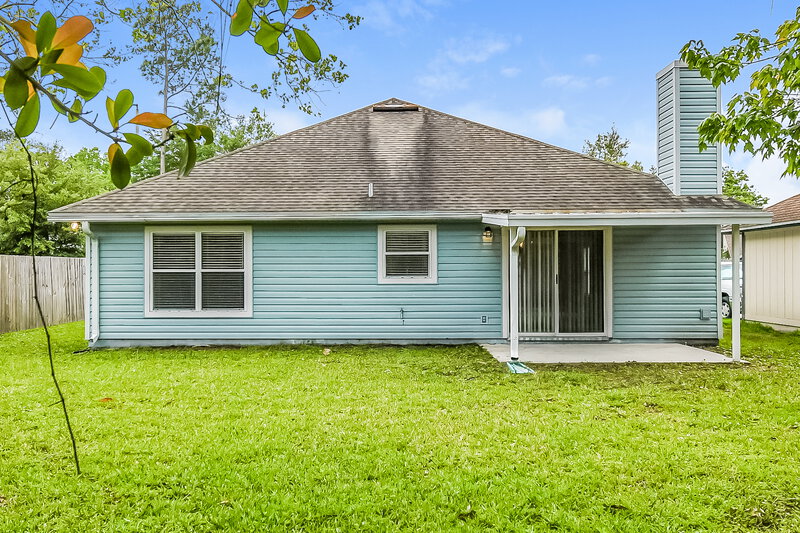 1,920/Mo, 2066 Tanager Dr Orange Park, FL 32073 Rear View