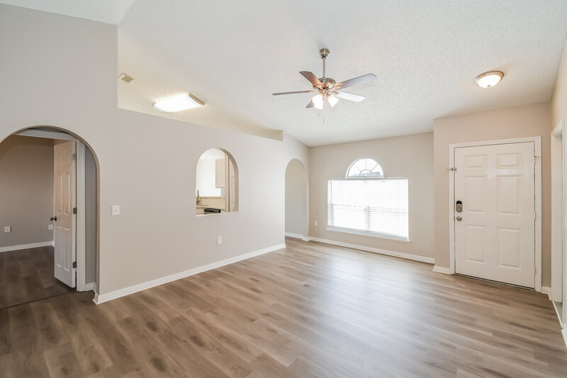 1,730/Mo, 3624 Alec Dr Middleburg, FL 32068 Living Room View 2