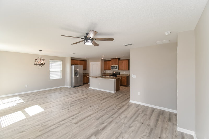 1,945/Mo, 2283 Pebble Point Dr Green Cove Springs, FL 32043 Living Room View 2