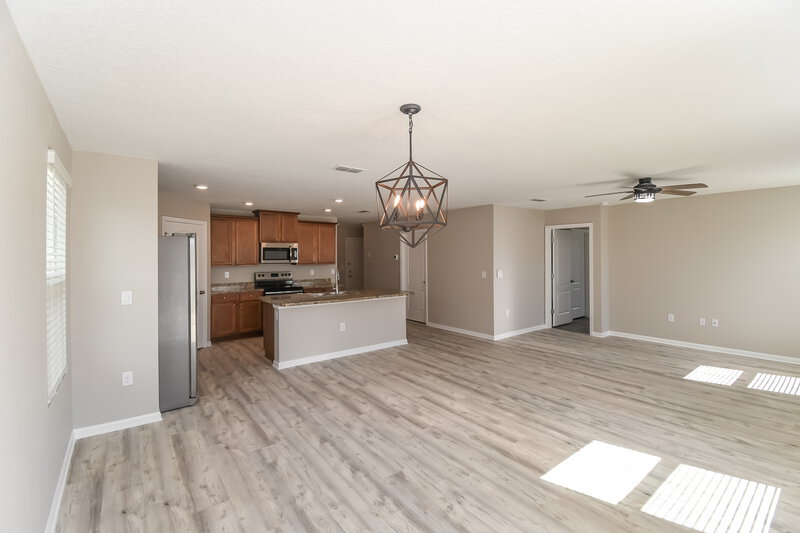 1,945/Mo, 2283 Pebble Point Dr Green Cove Springs, FL 32043 Dining Room View