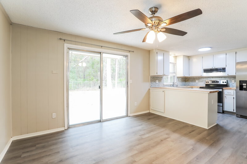 1,670/Mo, 10918 Key Coral Dr Jacksonville, FL 32218 Dining Room View