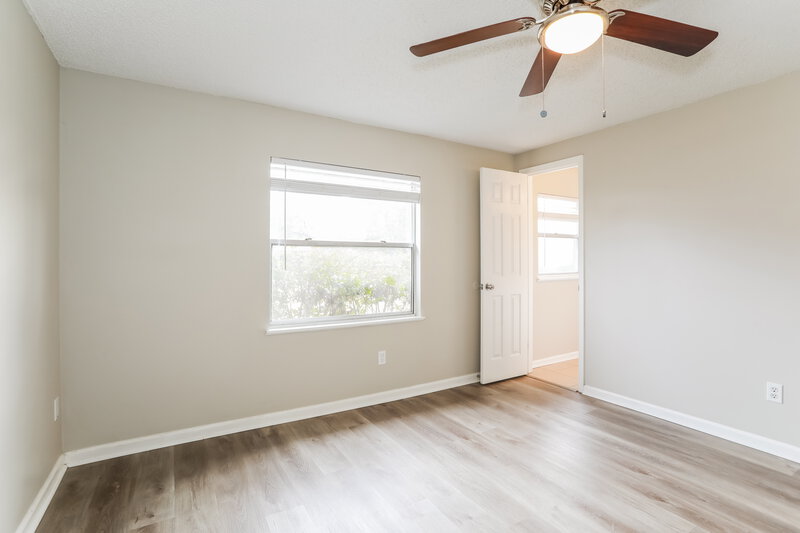 1,670/Mo, 10918 Key Coral Dr Jacksonville, FL 32218 Main Bedroom View