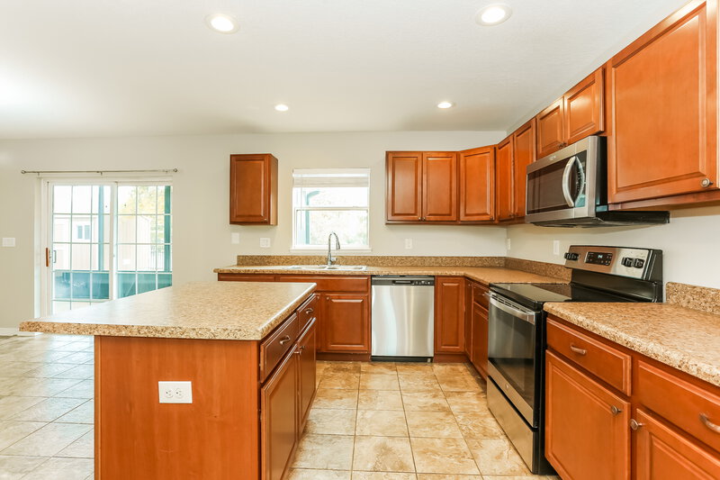 2,505/Mo, 9350 Caracara Dr Jacksonville, FL 32210 Kitchen View