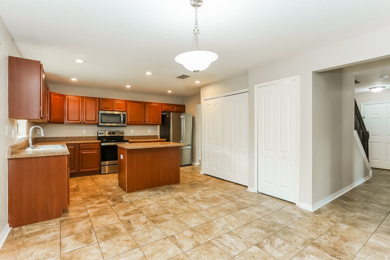 2,505/Mo, 9350 Caracara Dr Jacksonville, FL 32210 Kitchen View 2