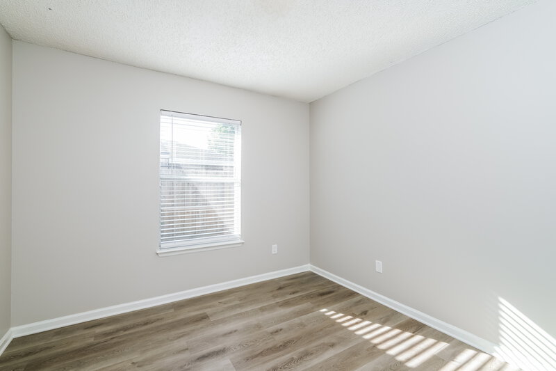 1,810/Mo, 13556 Ashford Wood Ct E Jacksonville, FL 32218 Bedroom View 2