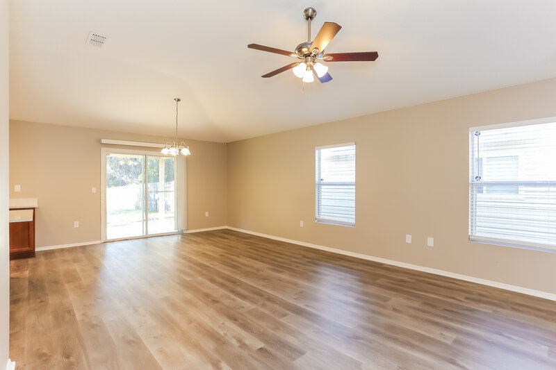 1,840/Mo, 3801 Ellaville Ct Jacksonville, FL 32218 Living Room View