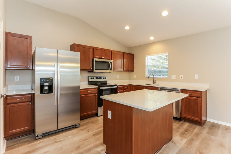 1,840/Mo, 3801 Ellaville Ct Jacksonville, FL 32218 Kitchen View