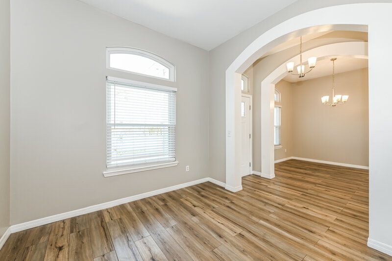 1,960/Mo, 8147 Pine Springs Ln Jacksonville, FL 32244 Dining Room View