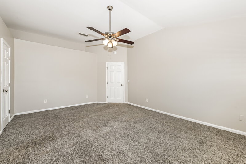 1,960/Mo, 8147 Pine Springs Ln Jacksonville, FL 32244 Main Bedroom View 2