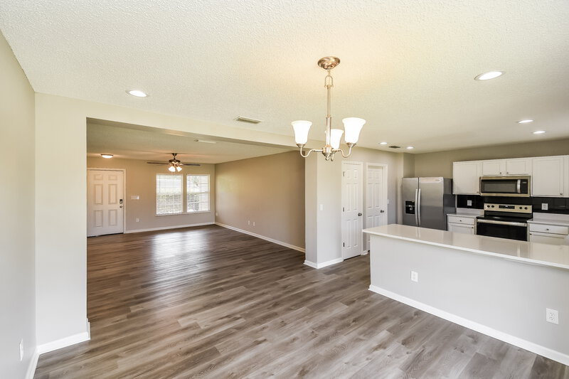 1,685/Mo, 7118 Newman Lake Ct Jacksonville, FL 32222 Dining Room View 2