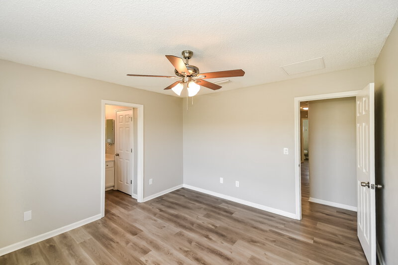 1,685/Mo, 7118 Newman Lake Ct Jacksonville, FL 32222 Main Bedroom View