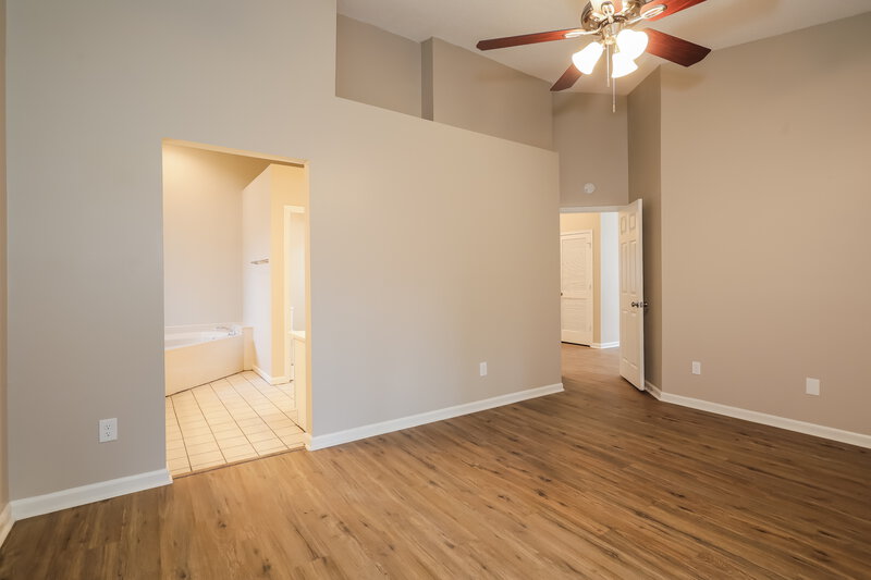 2,000/Mo, 4537 Trevi Dr Jacksonville, FL 32257 Main Bedroom View 2