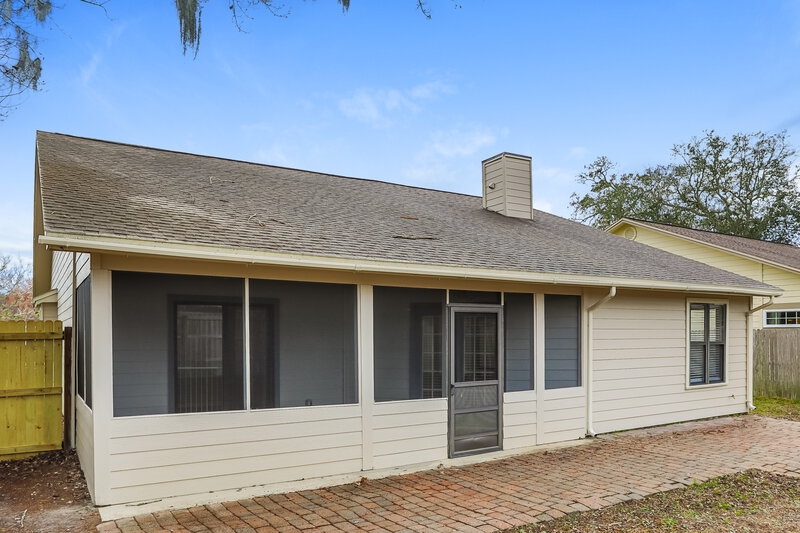 2,000/Mo, 4537 Trevi Dr Jacksonville, FL 32257 Rear View