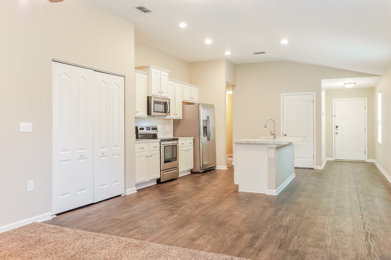 1,690/Mo, 2543 Bear Creek Way Green Cove Springs, FL 32043 Living Room View