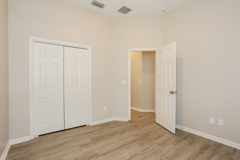 1,725/Mo, 2894 Centerwood Dr N Jacksonville, FL 32218 Bedroom View 2