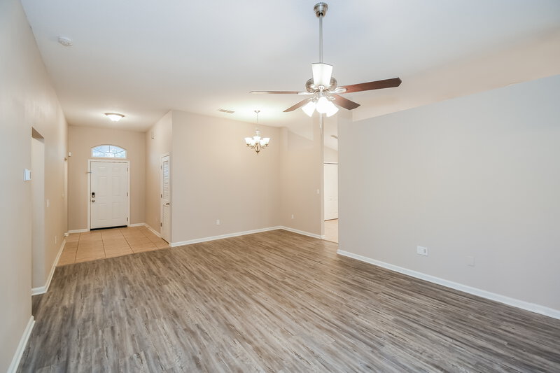 1,870/Mo, 9457 Wordsmith Way Jacksonville, FL 32222 Living Room View 2
