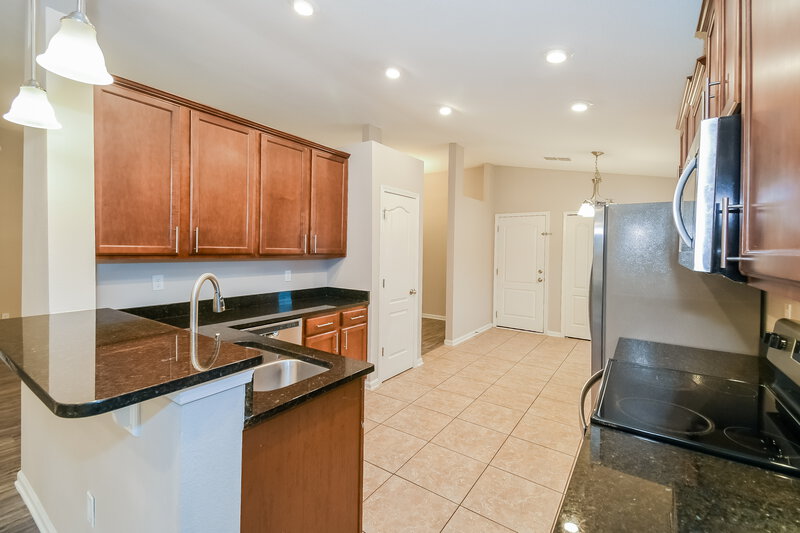 1,870/Mo, 9457 Wordsmith Way Jacksonville, FL 32222 Kitchen View