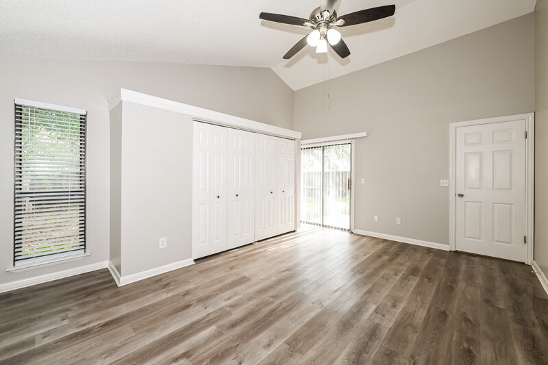 1,700/Mo, 8563 Goldeneye Ln Jacksonville, FL 32217 Main Bedroom View