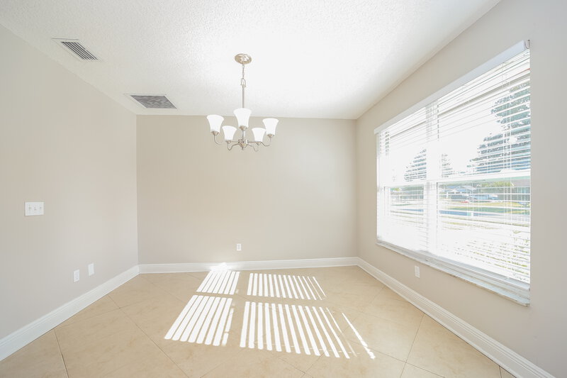 2,550/Mo, 3127 Watson Dr S Jacksonville, FL 32257 Dining Room View