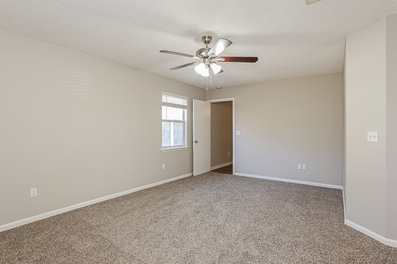 1,955/Mo, 8359 Three Creeks Blvd Jacksonville, FL 32220 Main Bedroom View 2