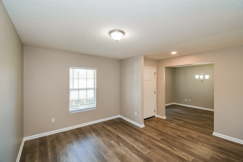 2,250/Mo, 6360 Spring Hollow Ct Jacksonville, FL 32218 Den View