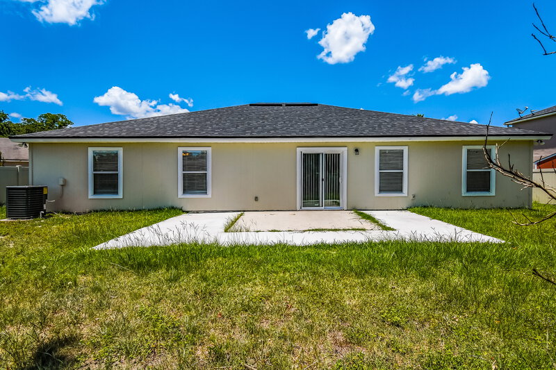 2,250/Mo, 6360 Spring Hollow Ct Jacksonville, FL 32218 Rear View
