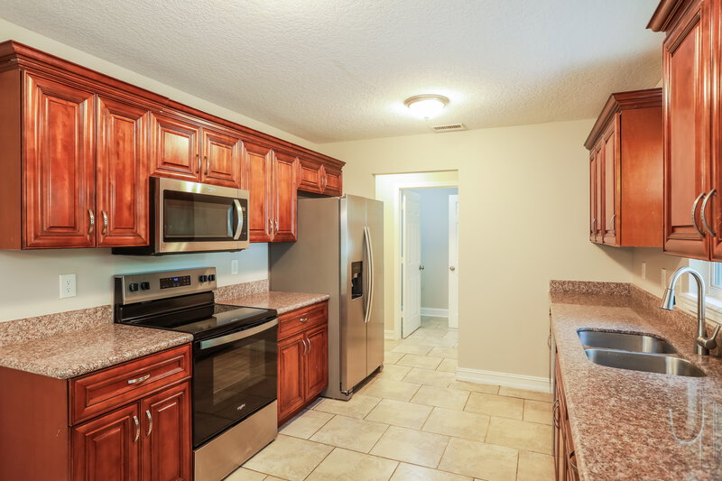 2,315/Mo, 8106 Byrd Landing Ct Jacksonville, FL 32244 Kitchen View