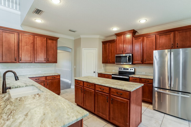 3,275/Mo, 4856 Monroe Forest Dr Jacksonville, FL 32257 Kitchen View