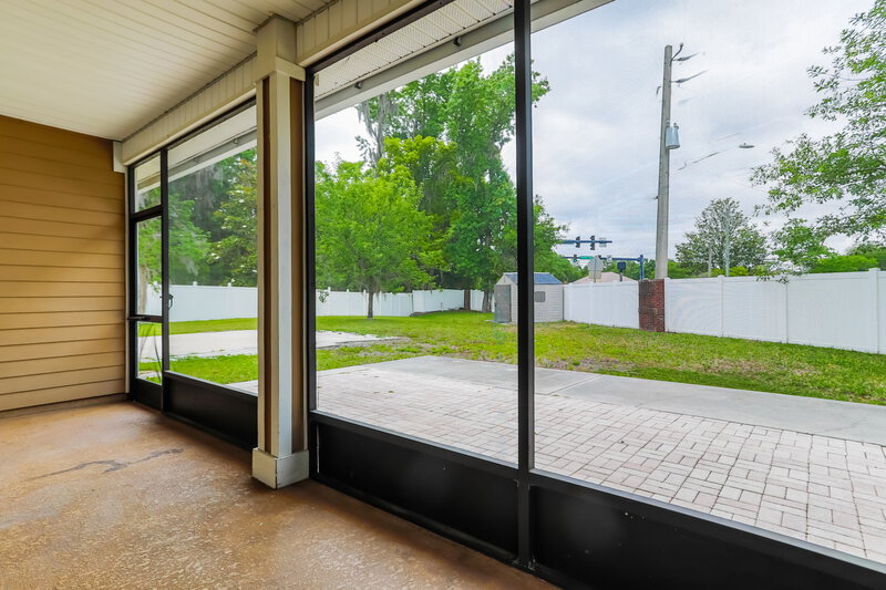 3,275/Mo, 4856 Monroe Forest Dr Jacksonville, FL 32257 Sun Room View