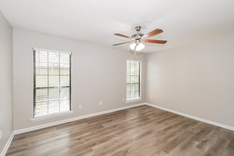 2,360/Mo, 874 Long Lake Dr Jacksonville, FL 32225 Main Bedroom View 2