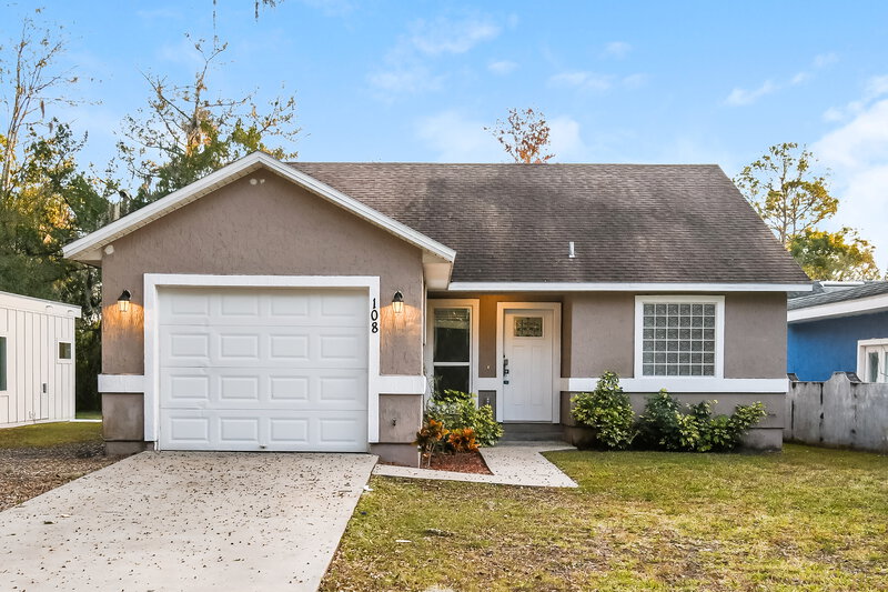 1,605/Mo, 108 E Manson Rd Hastings, FL 32145 External View