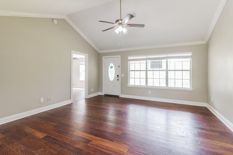 1,805/Mo, 27386 W 12th Ave Hilliard, FL 32046 Living Room View 2