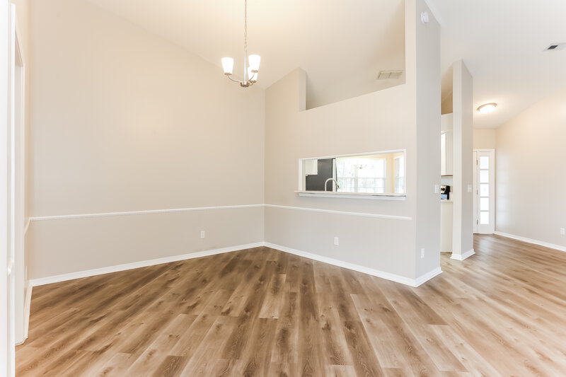 1,920/Mo, 8181 Loch Lomond Ln # 1 Jacksonville, FL 32244 Dining Room View