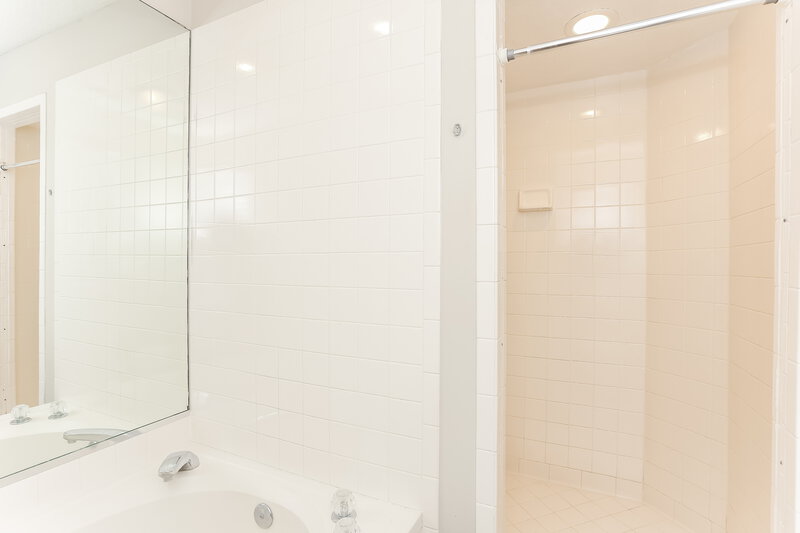 1,920/Mo, 8181 Loch Lomond Ln # 1 Jacksonville, FL 32244 Walk In Closet View
