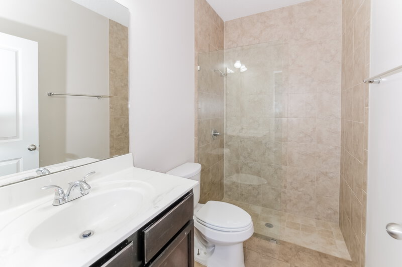 2,550/Mo, 4475 Quail Hollow Rd Orange Park, FL 32065 Bathroom View
