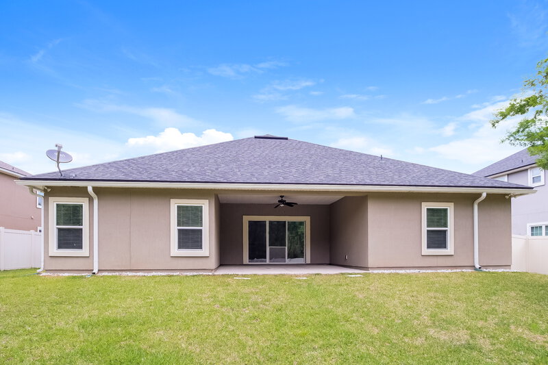 2,550/Mo, 4475 Quail Hollow Rd Orange Park, FL 32065 Rear View