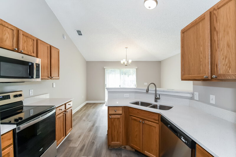 1,585/Mo, 2167 Wiley Oaks Ln Jacksonville, FL 32210 Misc View 8