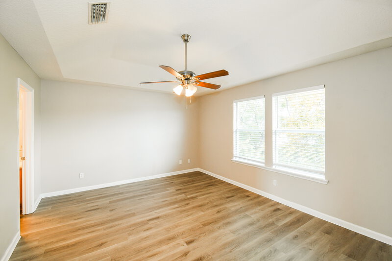 1,725/Mo, 2326 Sunset Bluff Dr Jacksonville, FL 32216 Main Bedroom View 2