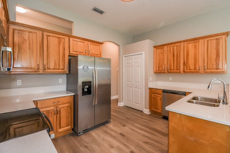 2,425/Mo, 1514 Falkland Rd E Jacksonville, FL 32221 Misc View 8