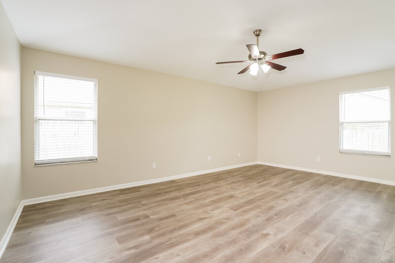 1,780/Mo, 571 Charles Pinckney St Orange Park, FL 32073 Main Bedroom View