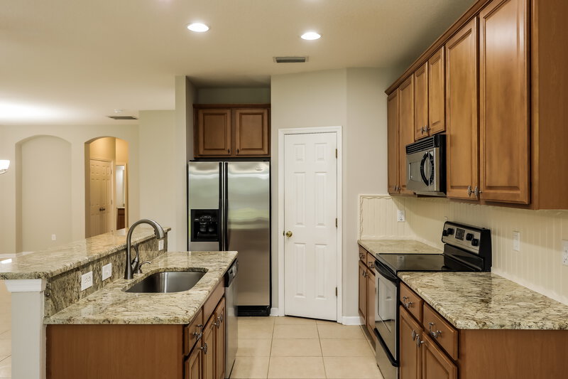 2,305/Mo, 1640 Calming Water Dr Fleming Island, FL 32003 Kitchen View 2