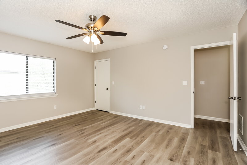 1,655/Mo, 10621 Academy Park Dr Jacksonville, FL 32218 Main Bedroom View
