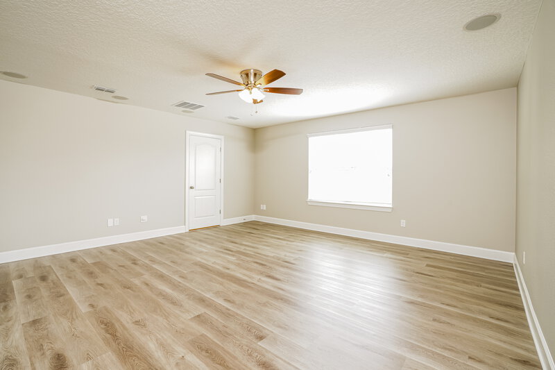 2,770/Mo, 4391 Song Sparrow Dr Middleburg, FL 32068 Main Bedroom View 2