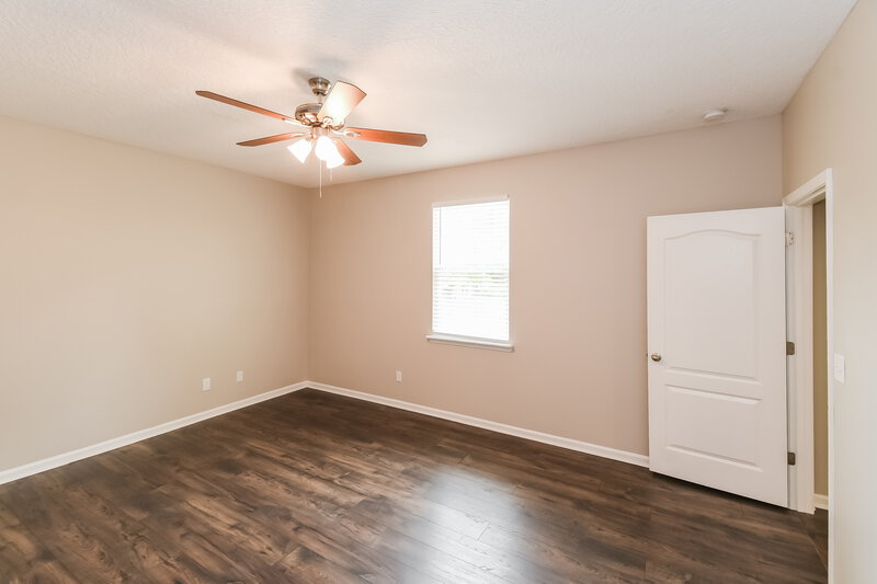 2,210/Mo, 113 Kings Manor Ct Saint Augustine, FL 32086 Main Bedroom View